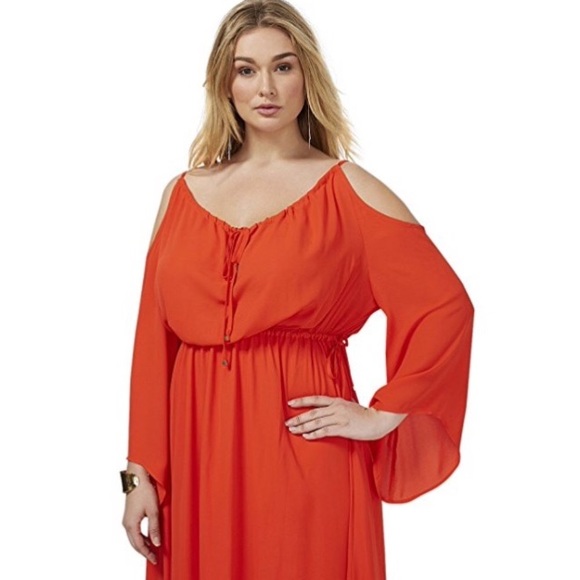💥 CLEARANCE Cold Shoulder Bell Sleeve Maxi Dress - Picture 2 of 3
